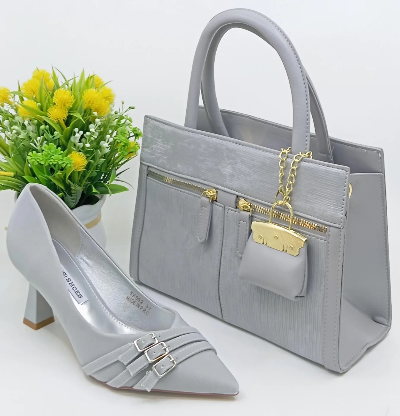 Ensemble de sac à main et chaussures