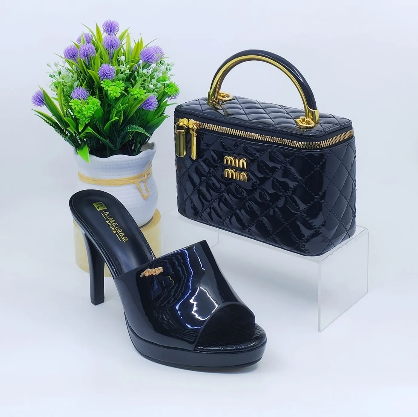 Ensemble sac à main et chaussures