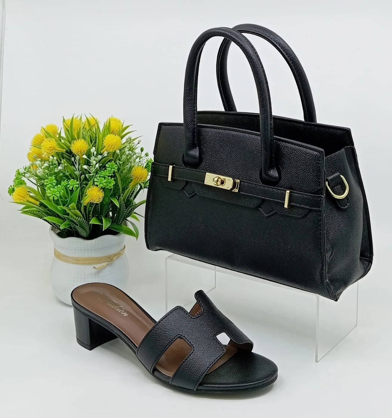 Ensemble sac à main et chaussures