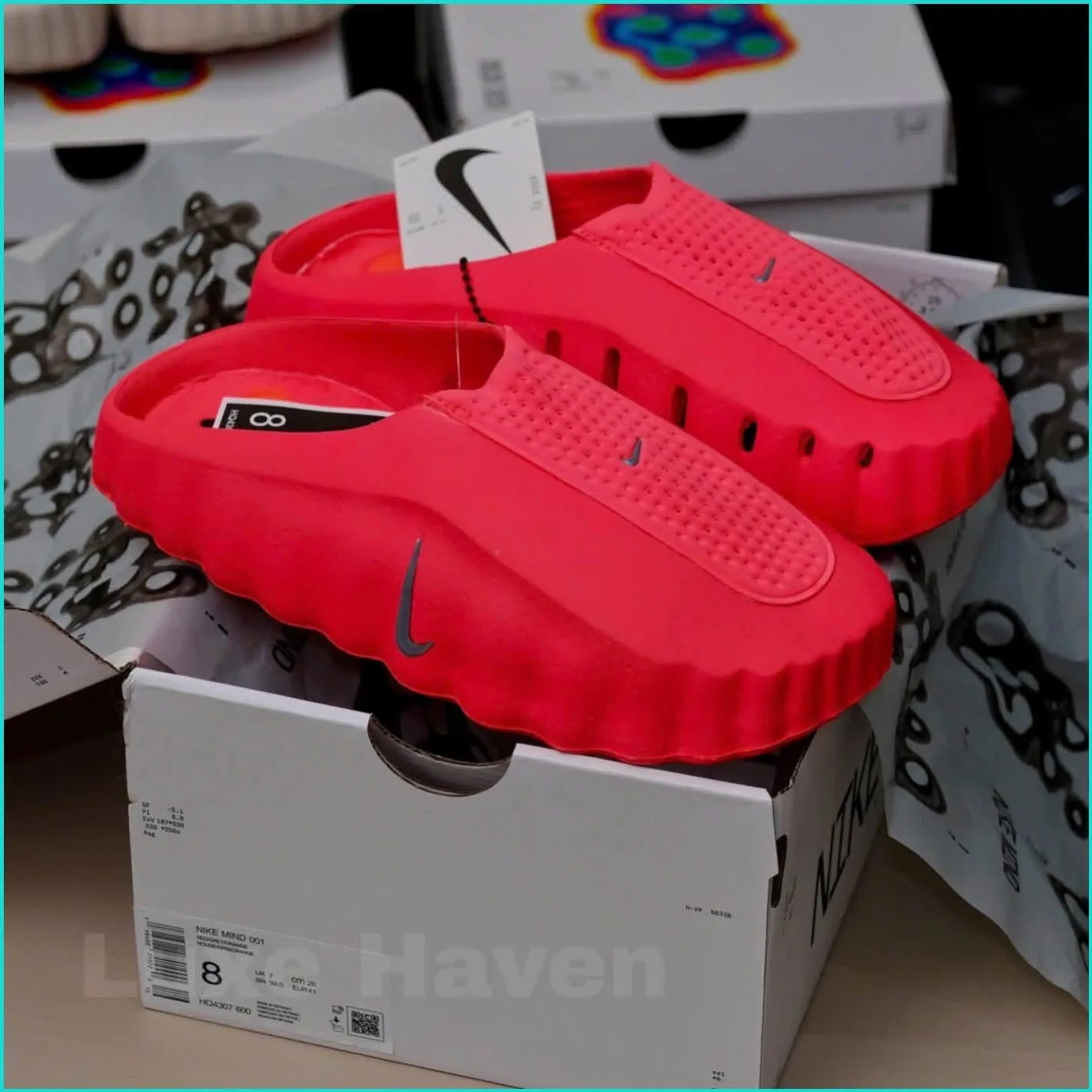 Sandales futuristes Nike Mind 001