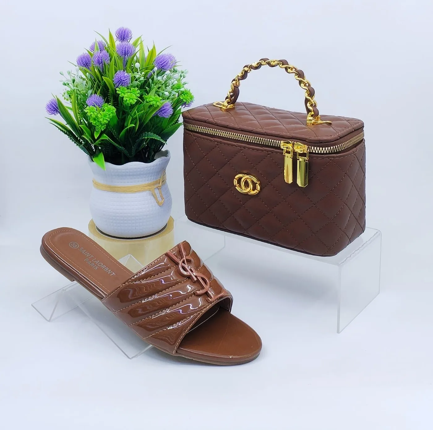 Ensemble sac à main et chaussures