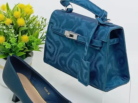 Ensemble sac à main et Escarpins pour femme