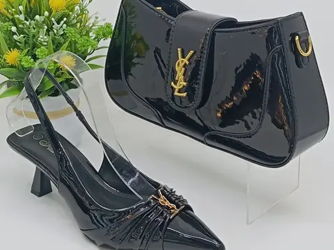 Ensemble de sac à main et chaussures